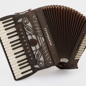 Scandalli Tierra 34 piano