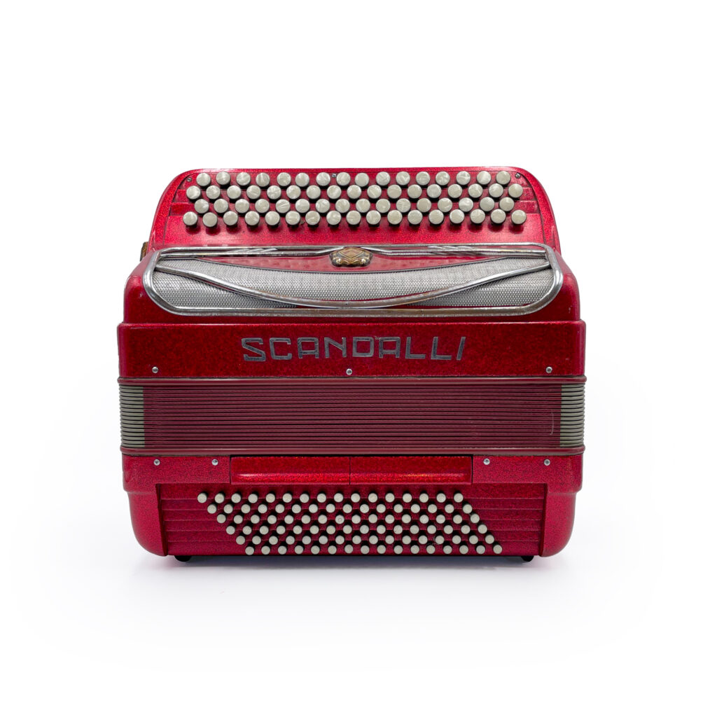 Illustration : Les accordéons d'occasion