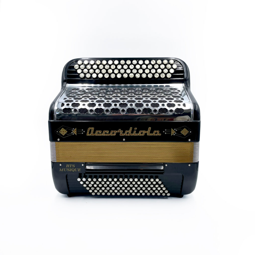 Illustration : Les accordéons d'occasion