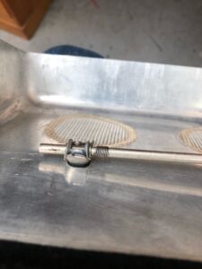 Illustration : https://www.monsieuraccordeon.com/wp-content/uploads/sites/20/2022/05/Monsieur-accordeon-accordeons-signature-Galerie-09-225x300.jpg