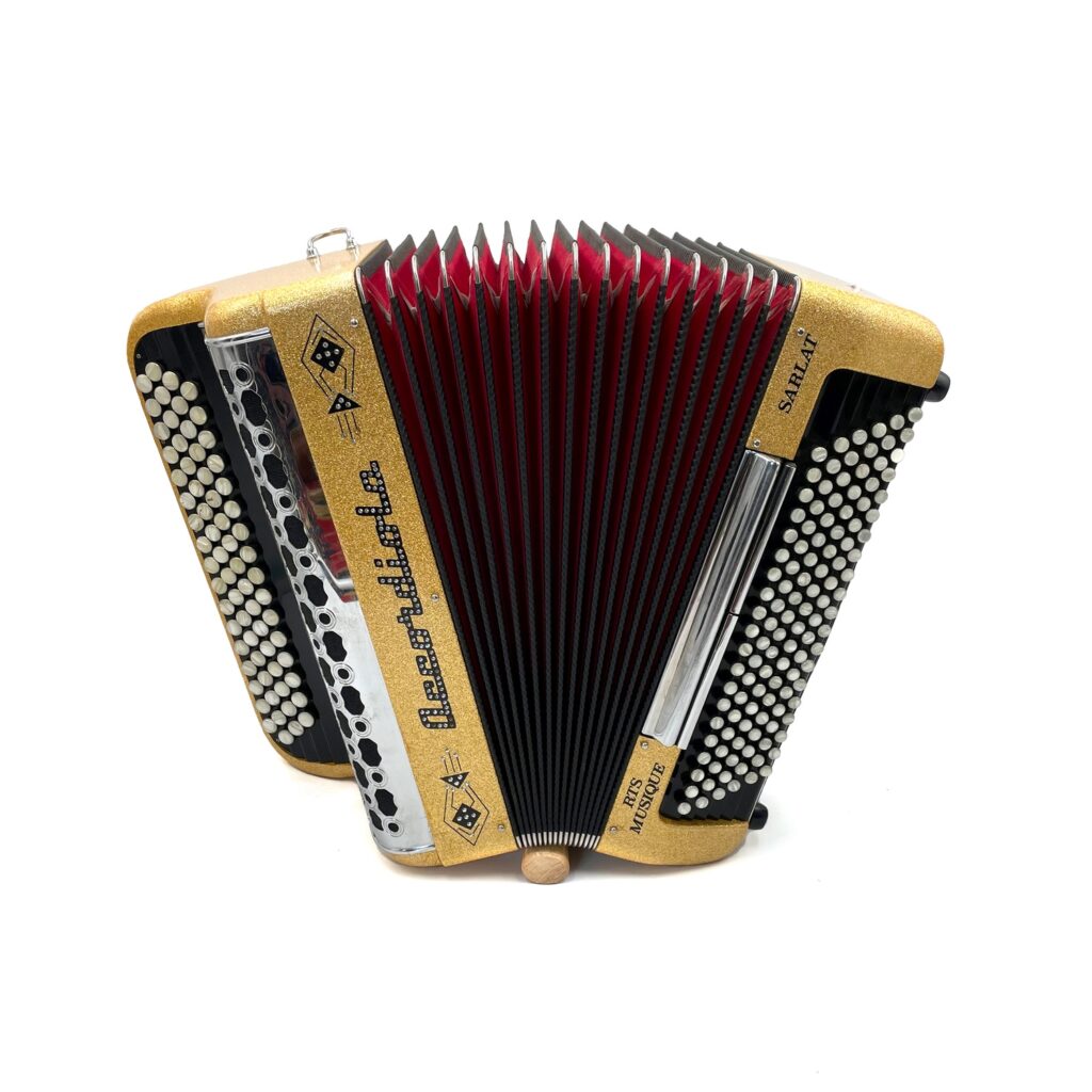 Illustration : Accordiola Paillette or ( projet signature )