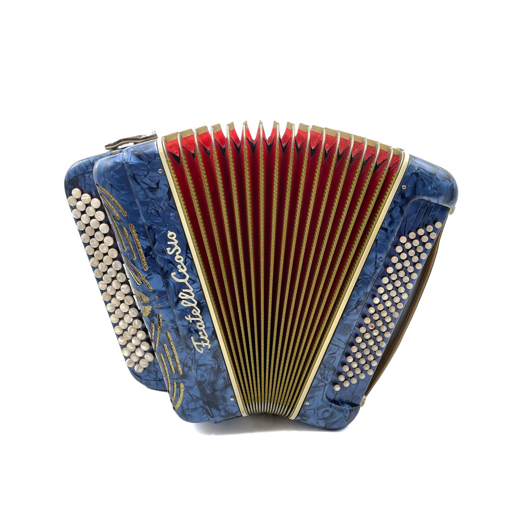 Illustration : Accordéon Fratelli Crosio bleu marbre