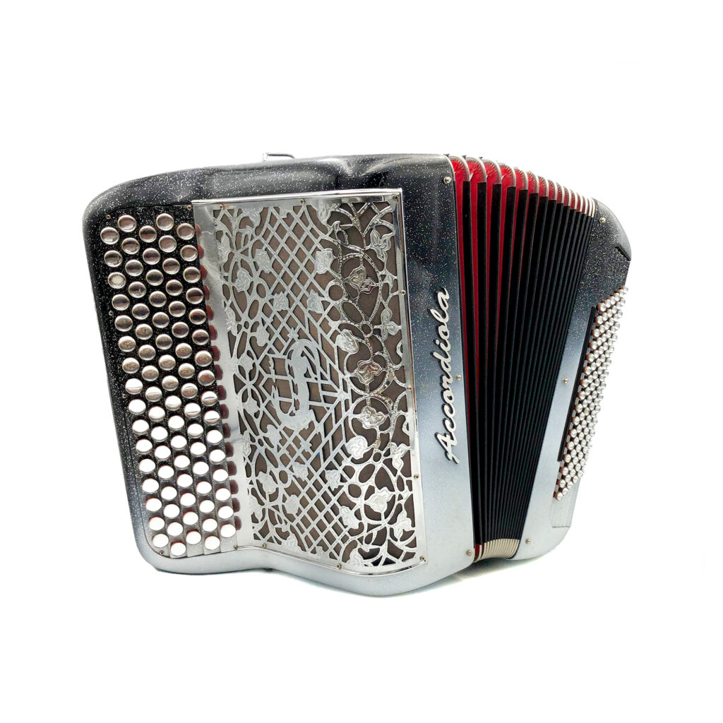 Illustration : Accordiola 012 carbone compact ( Spécial musette )