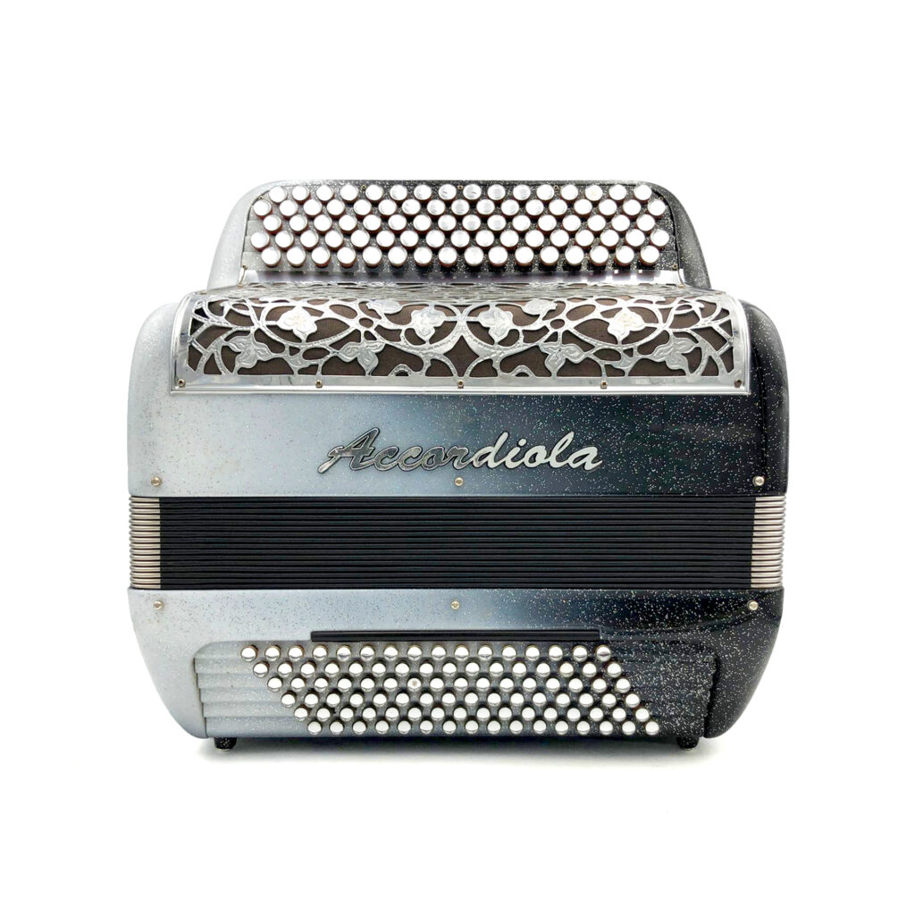 Illustration : Les accordéons d'occasion