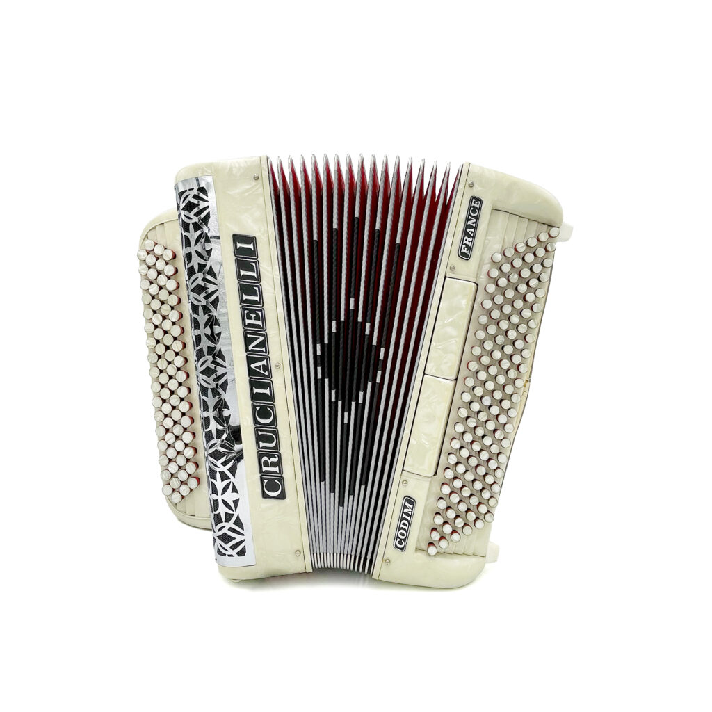 Illustration : crucianelli 3 voix 120 basses