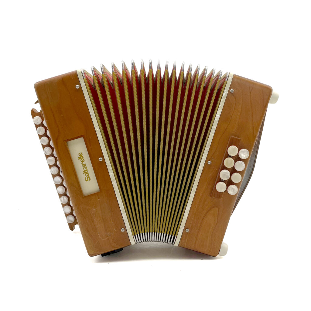 Illustration : Saltarelle Bouebe LA/RE