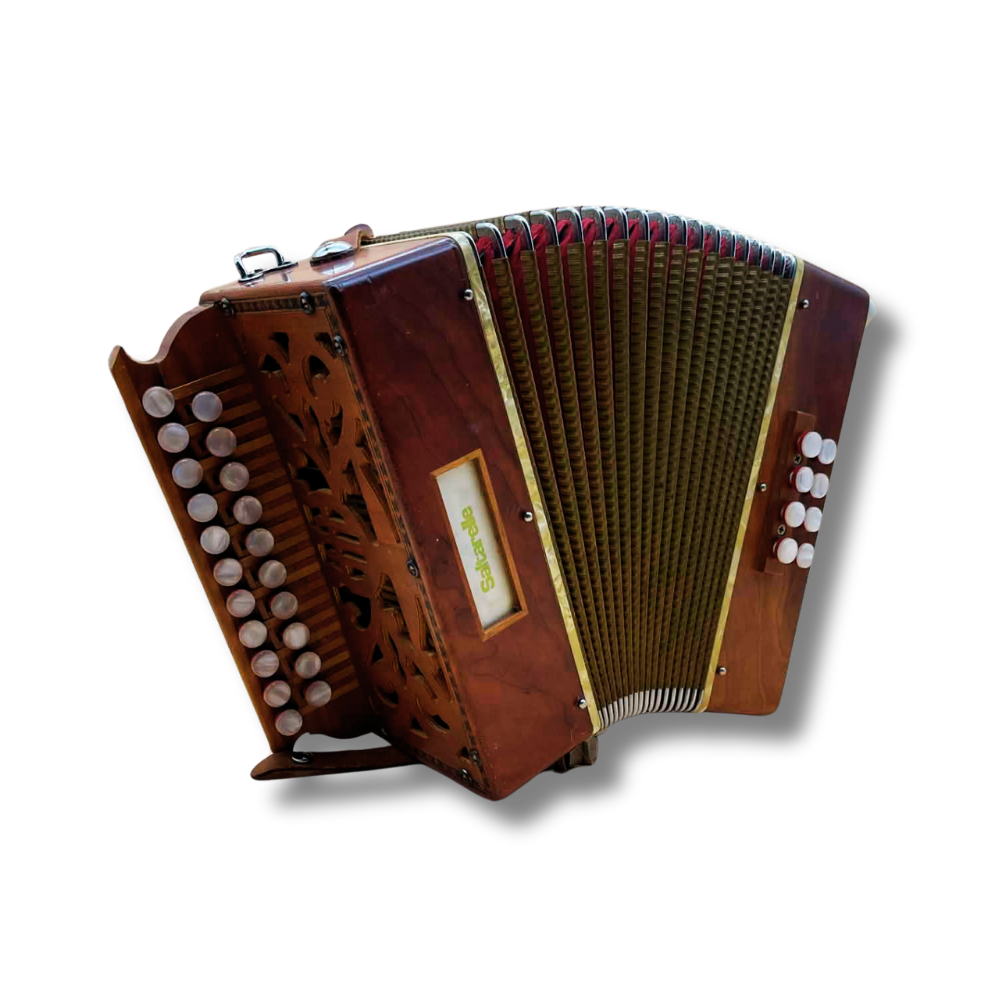 Illustration : Saltarelle Bouëbe 2 Rangs 8 Basses